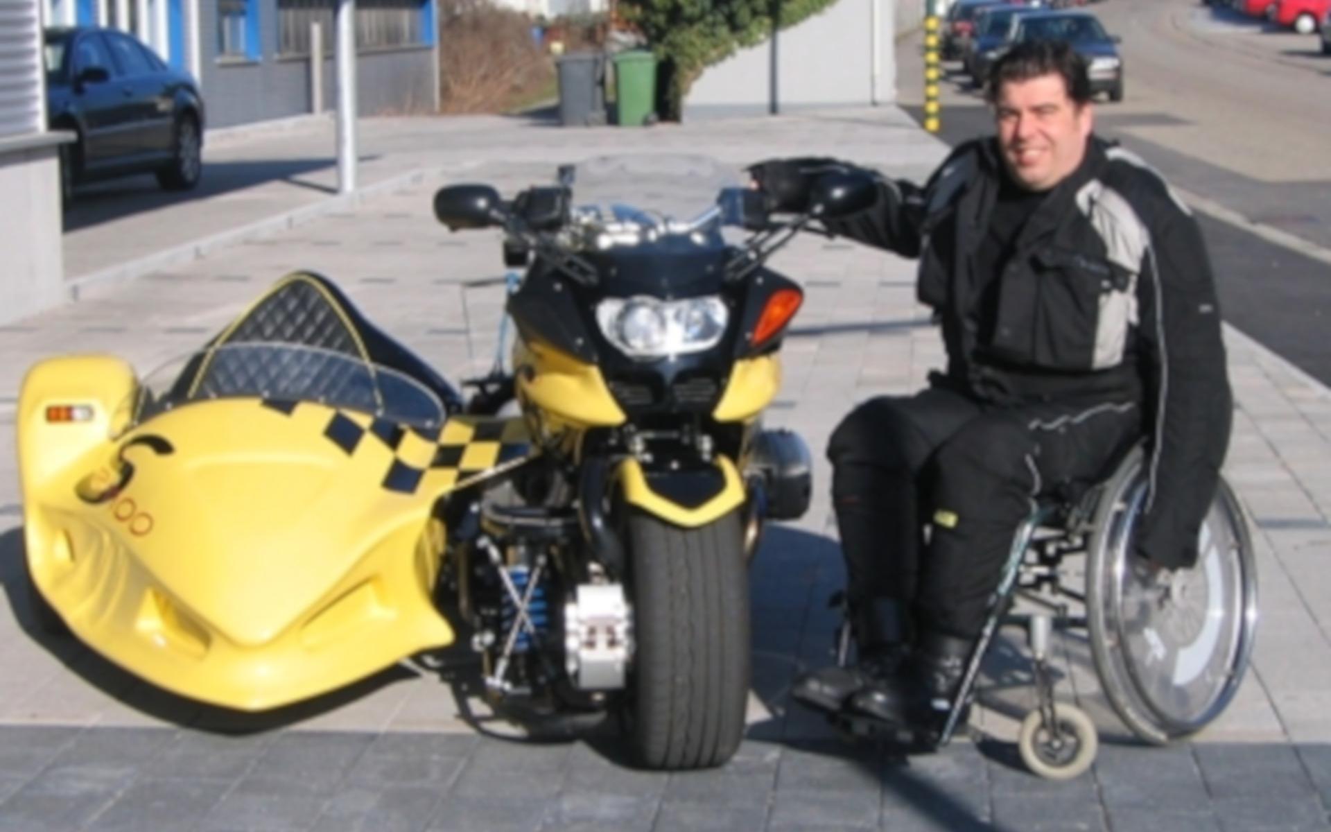Alexander Lang und sein Motorrad