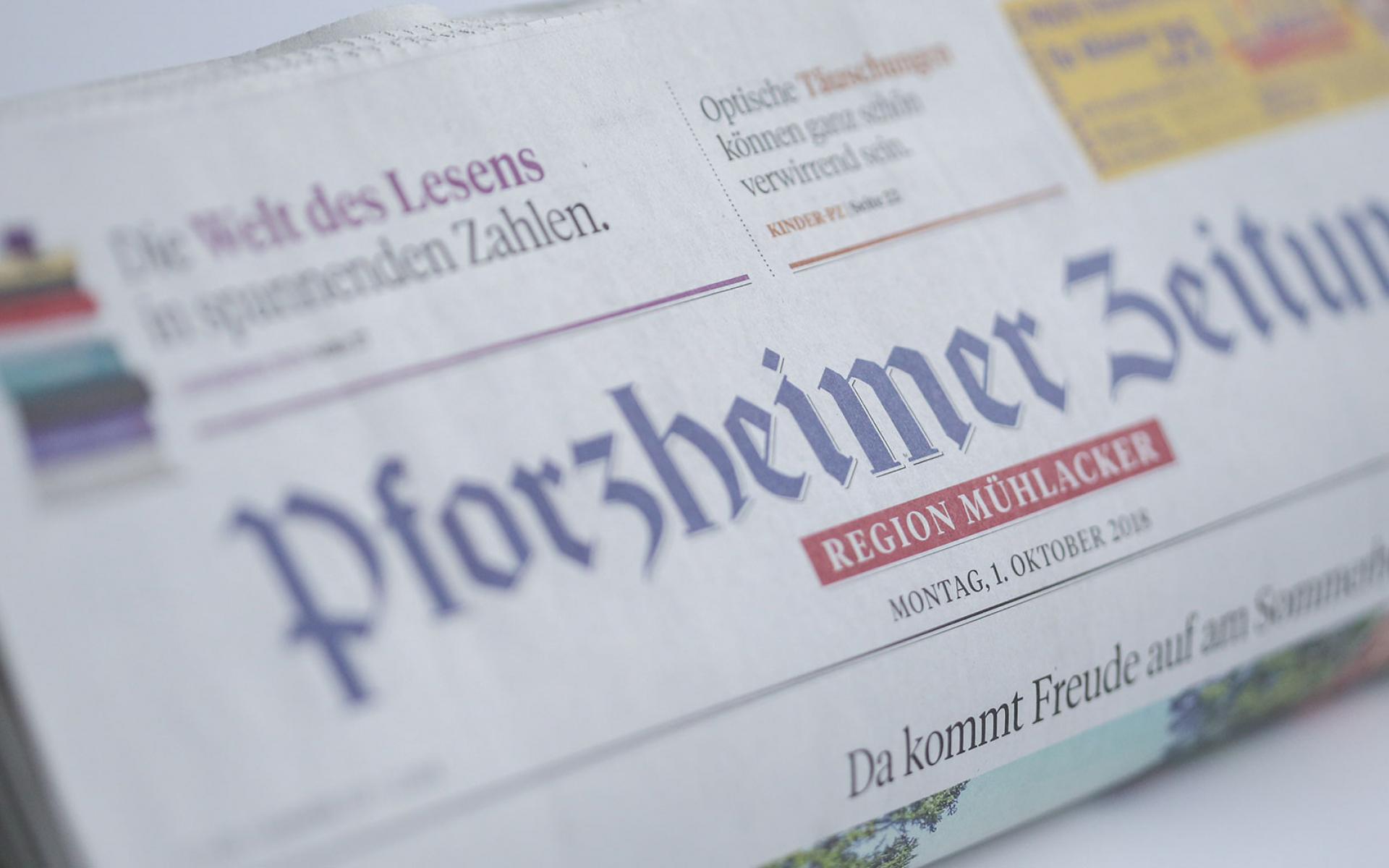 Foto der Printausgabe Titelseite Pforzheimer Zeitung Teaser