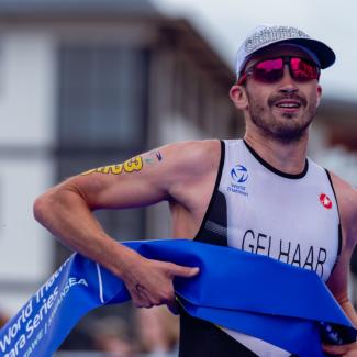 Bild vom Sportler Gelhaar beim Zieleinlauf